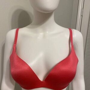 Victoria’s Secret Scarlet Smooth Push-up Bra Sz 34D